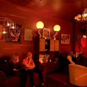 bar swimger|Find a swingers club in NYC for beginners or sex experts .